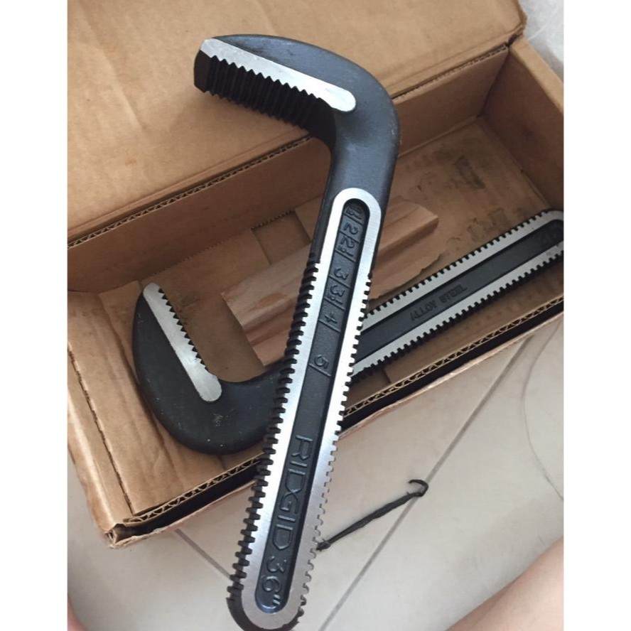Hook Jaw Ridgid Pipe Wrench 36" 31720