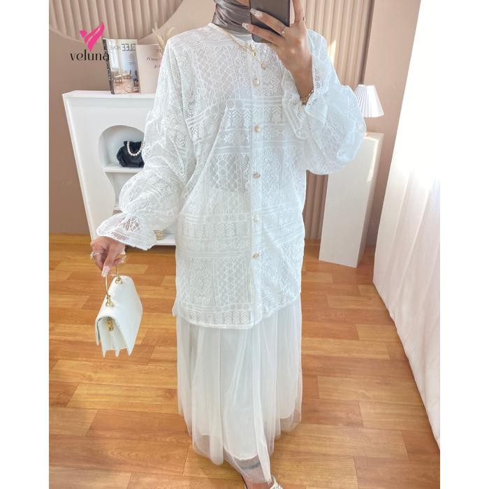 Veluna - Renica Outer - VHO111 - Kardigan Brukat Putih Long Cardy