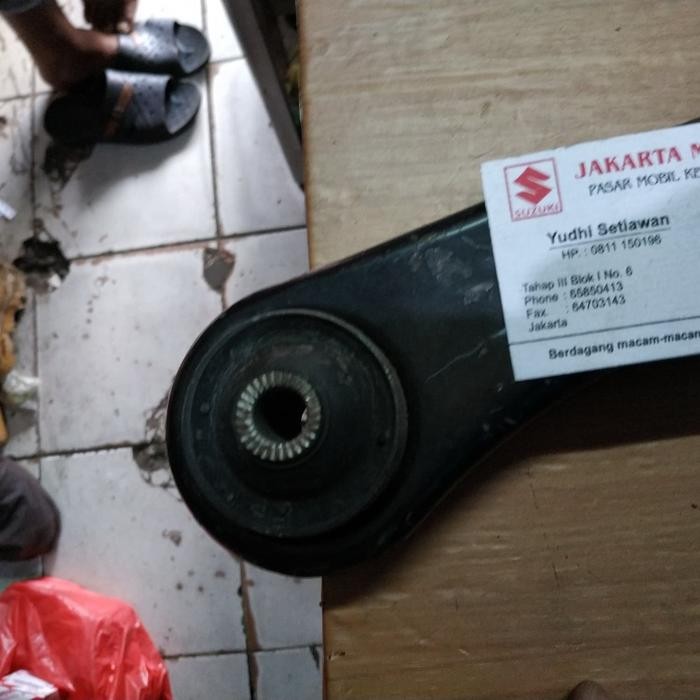 Murah Lower Arm Ball Joint Assy Suzuki New Aerio