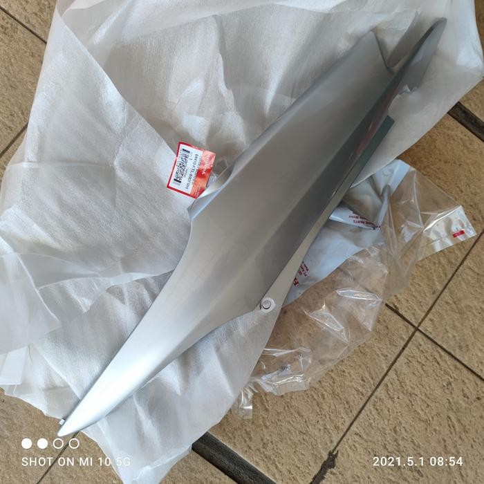 Cover Body Supra Fit New Kanan Silver. 64410-Ktl-690Fmh