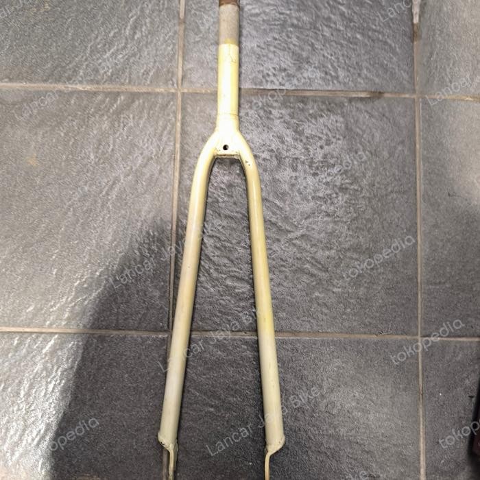 FORK ATAU GARPU SEPEDA FIXIE RING 700