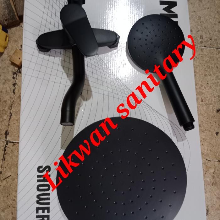 Terbagus Shower Tiang Hitam Panas Dingin / Shower Tiang Panas Dingin Bulat