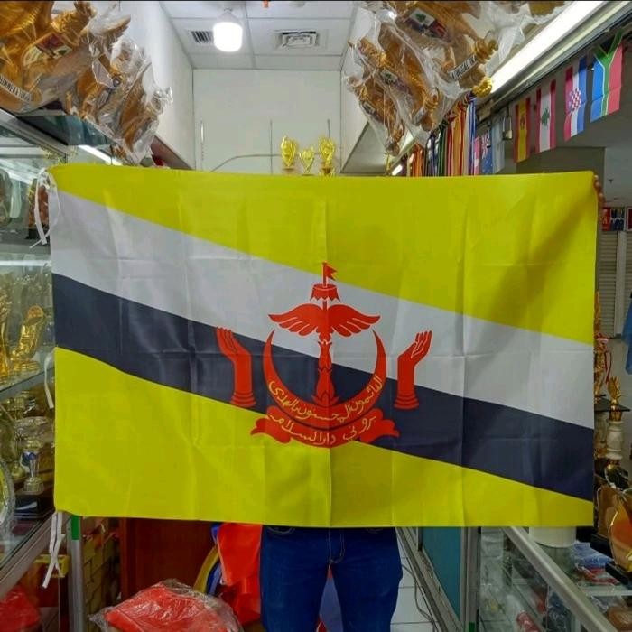 

Terlaris bendera Brunai Darussalam ukuran 90 x 135 SALE
