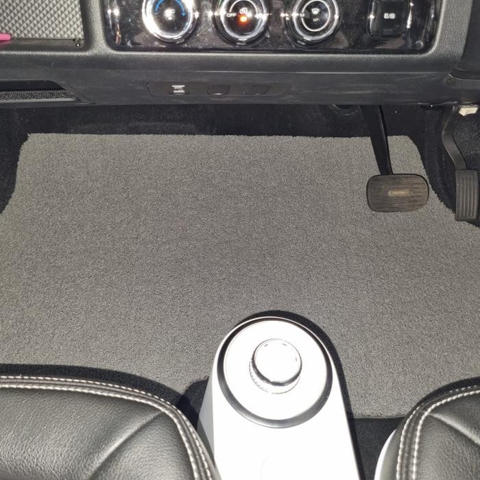 Karpet/keset Mobil Mie/bihun mobil Wuling Air EV