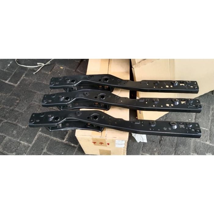 Bullhead Atas Calya Sigra