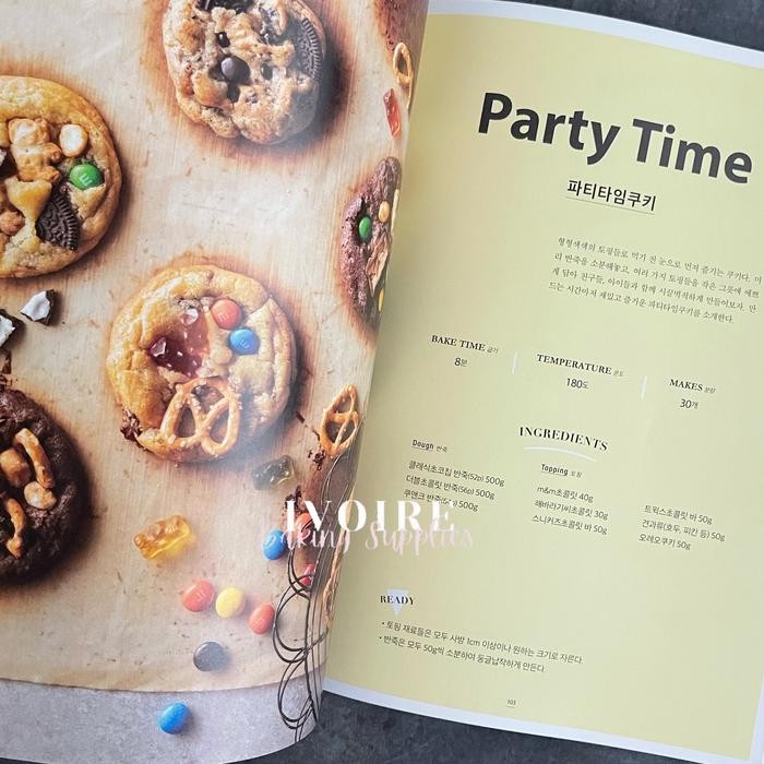 

LIMITED EDITION American Chunk Cookies Baking Book Recipe Book Kode 572