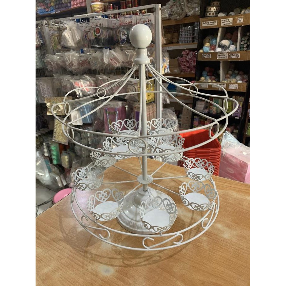 Sav Carousel Tier 12 Cupcake / Rak Kue