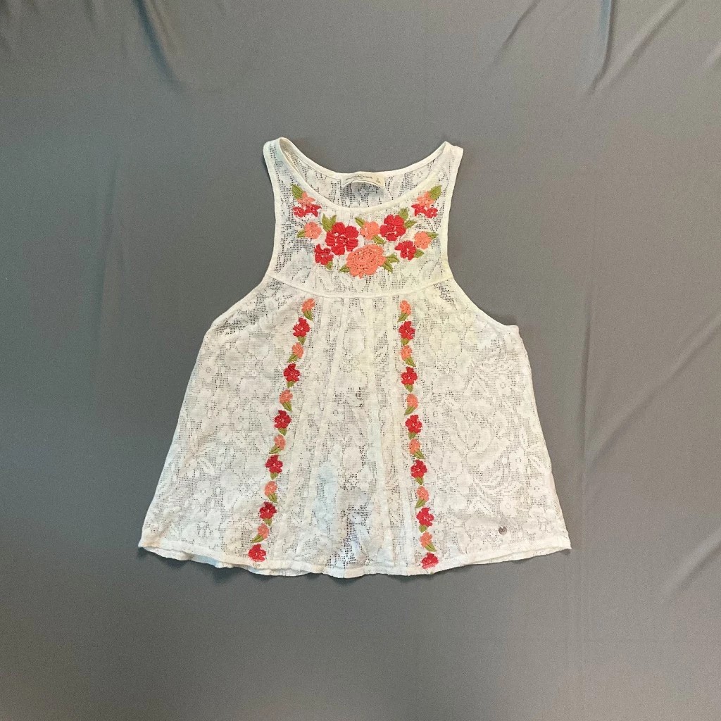 Vintage Floral Embroidery Tank