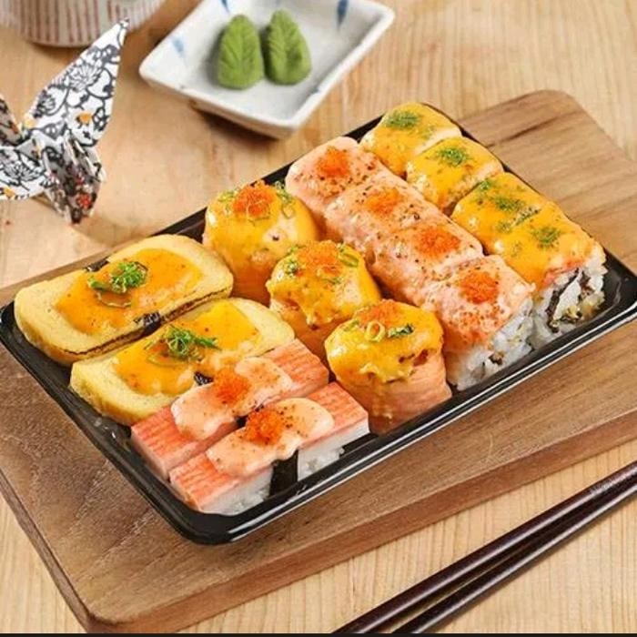 

Sushi Yay Salmon Torio Platter 15 pcs ) - Sushi Gathering