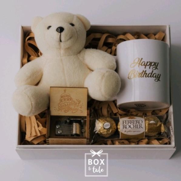 

Premium Gift Box Pacar / Kado / Hadiah / Hampers Birthday
