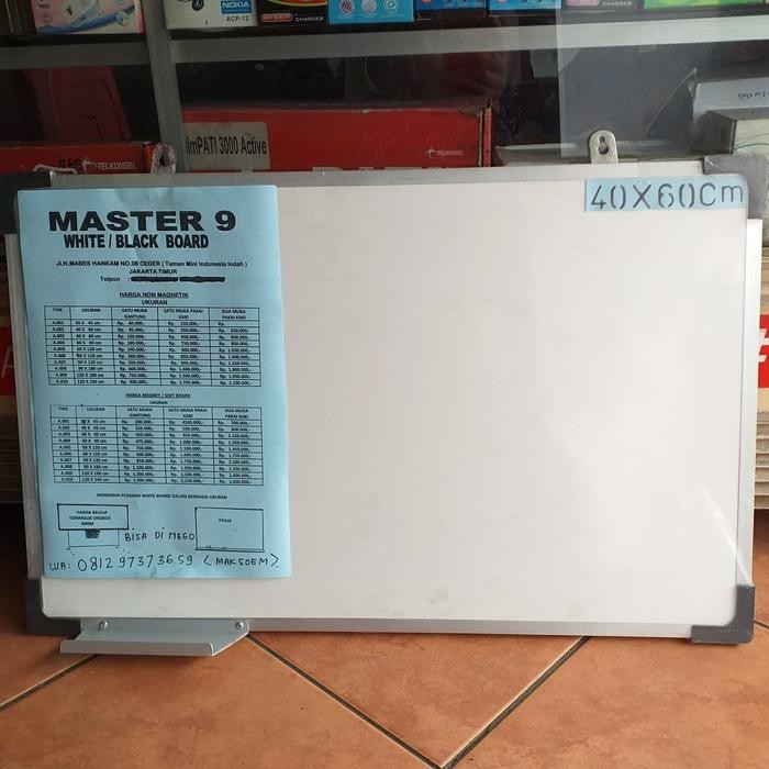 

White board 40x60 cm satu muka gantung non magnetik