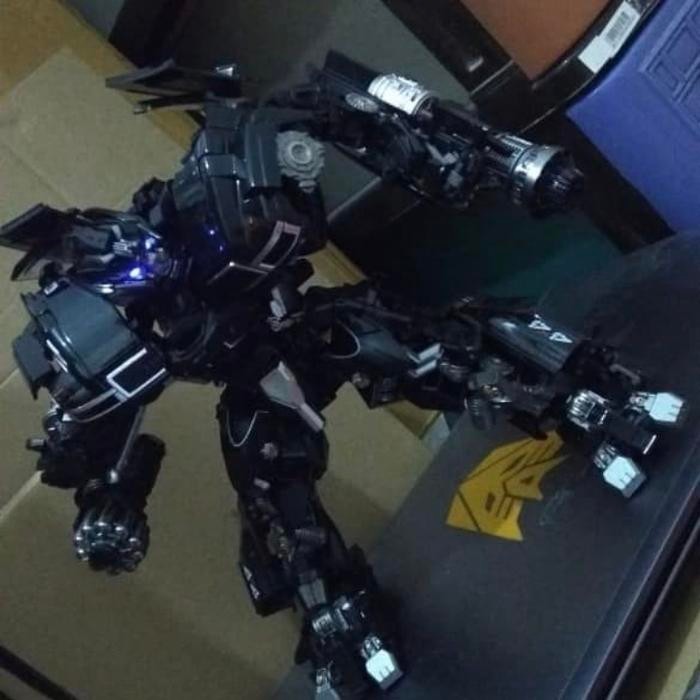 Transformers IronHide LS09 LS-09 / AW01 AW-01 Original by BMB