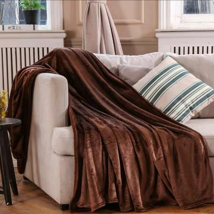 Selimut bulu halus motif polos jumbo 200x230