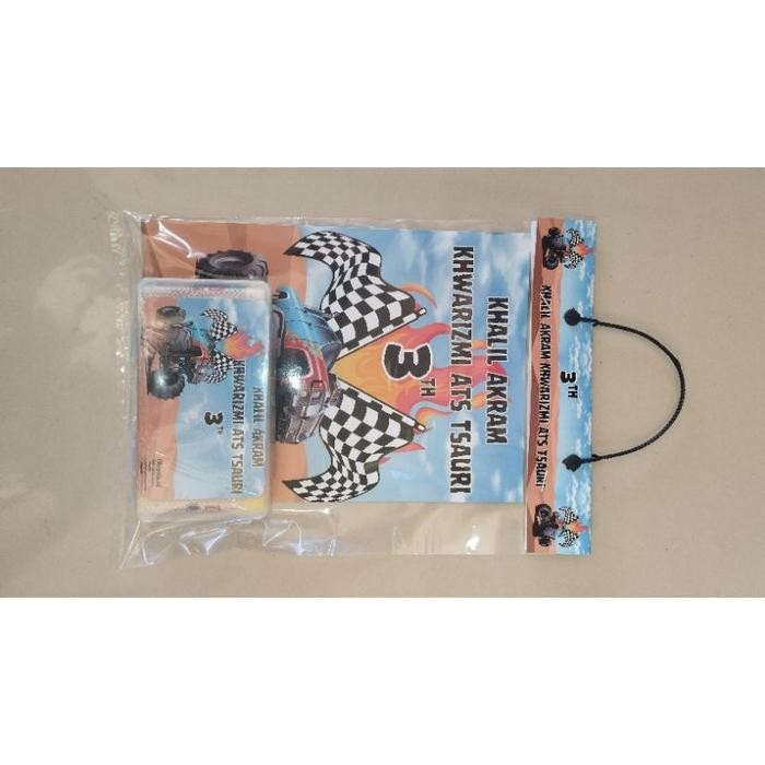 

Paket Souvenir Ulang Tahun Custom Activity Book / Coloring Book + Crayon Mini