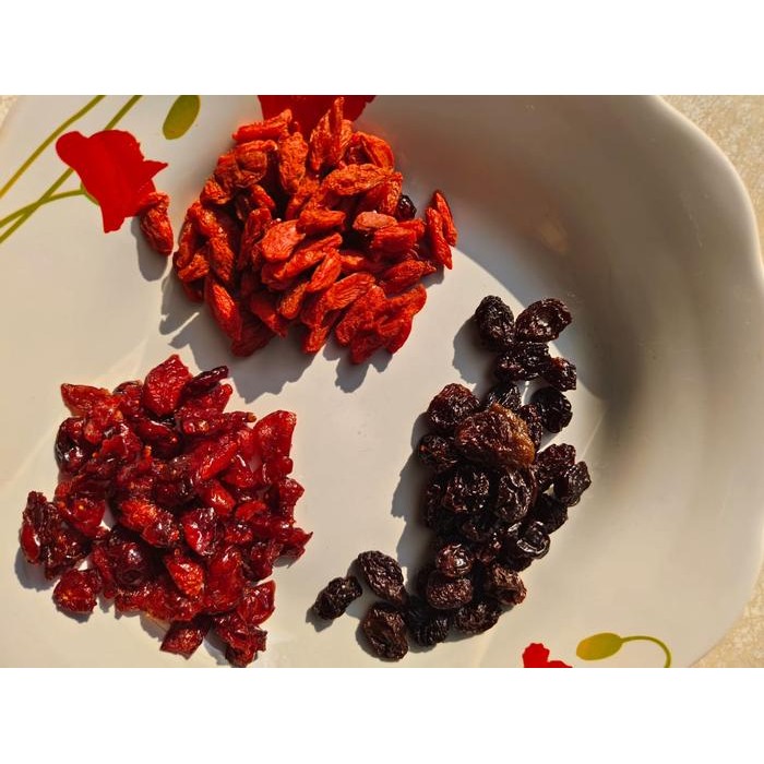 

Glx 250gr Campuran Buah Kering Cranberry, Raisin, & Goji Berry