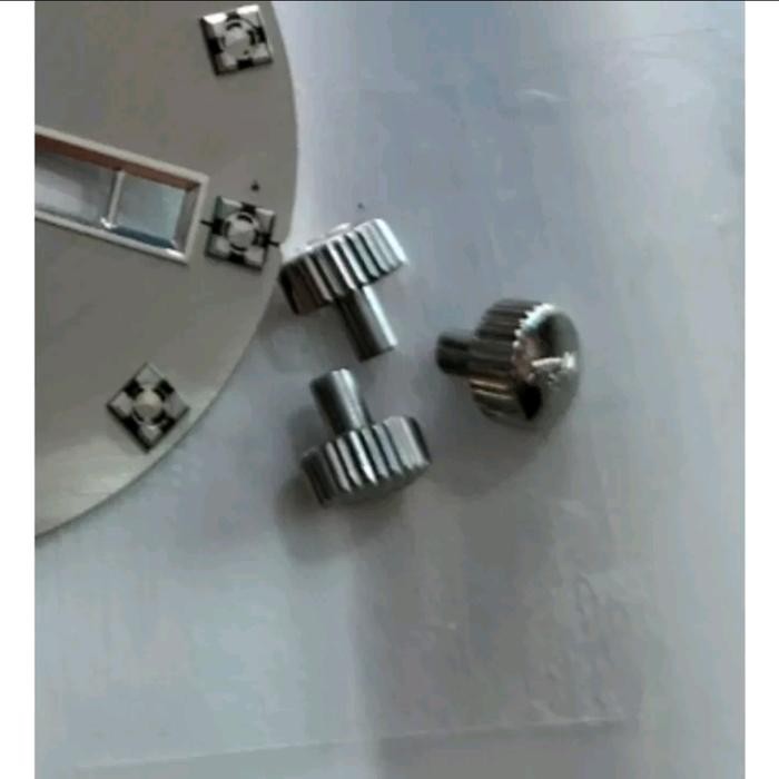 Knop Jam Mido chronometer Commander Swiss Mesin 2836 ETA