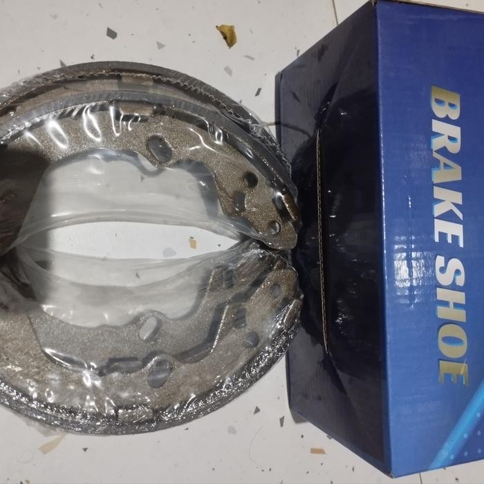 Kampas Rem Belakang Kia Carens 2