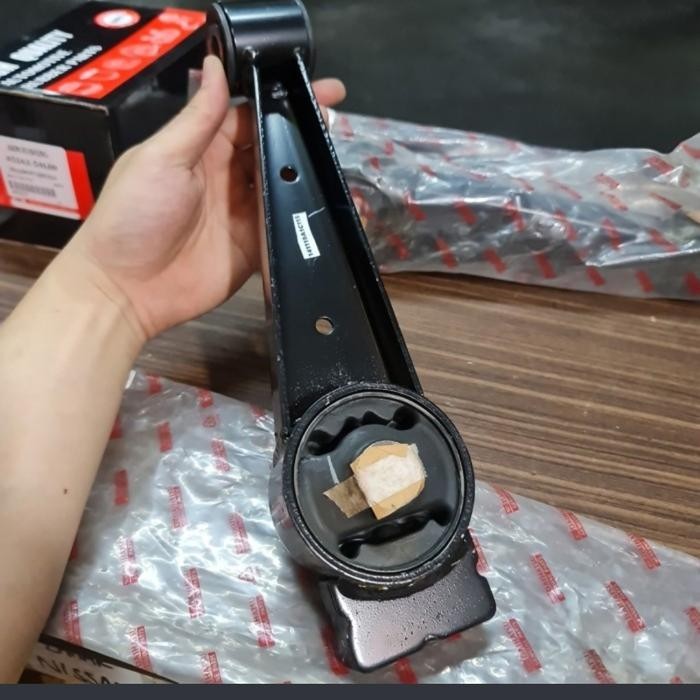 Engine Mounting Belakang Agya-Ayla 1000Cc Original