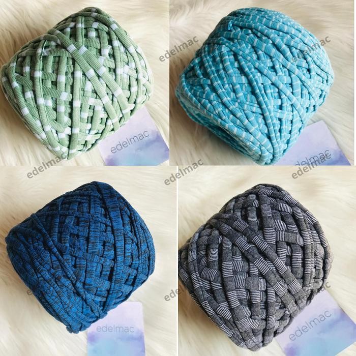 

T-Shirt Yarn Benang Kaos Rajut 500gram Bermotif