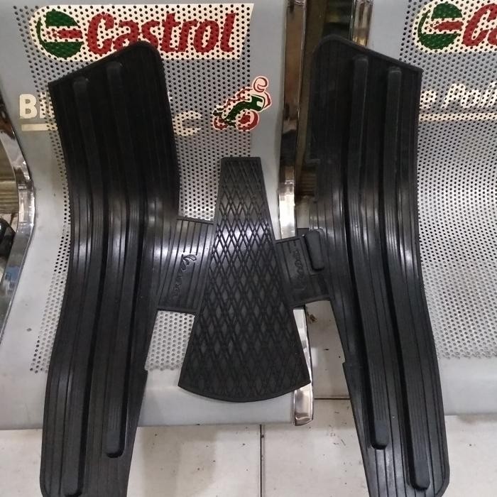 karpet tengah vespa SUPER SPRINT
