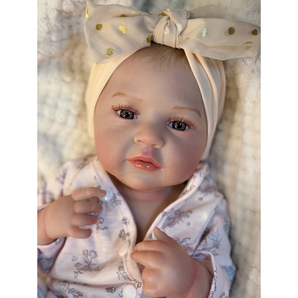 18 Inch Lifelike Bebe Reborn Baby Doll Girl Handmade Lifelike 3D Painted Skin Soft Touch Doll Toy