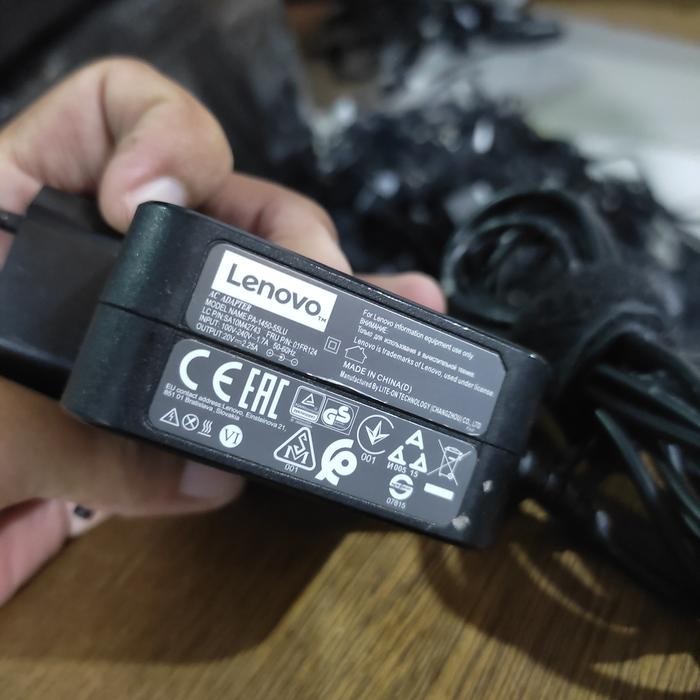 Charger Laptop Lenovo Ideapad Original Berkualitas