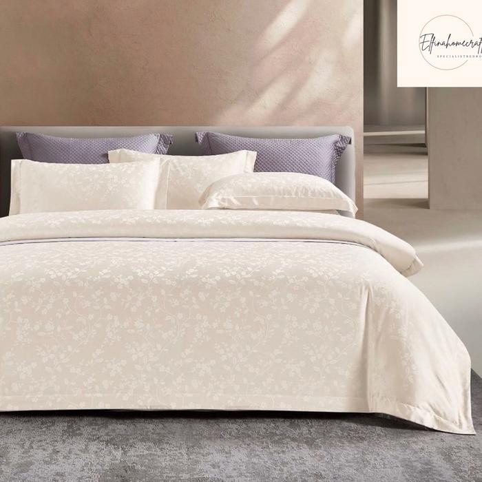 Quilt Cover Jacquard 200X240 + Sprei 180X200X45