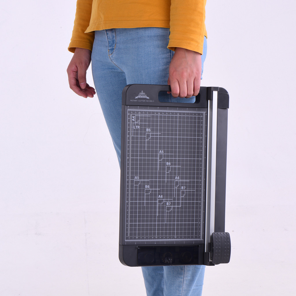 

3-in-1 Paper Trimmer Multi-Functional A4 Paper Cutter Straight Skip Wave Cutter with for Craft Paper