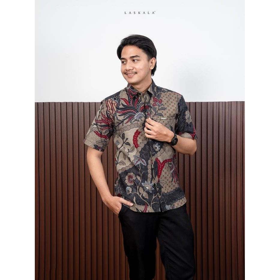 Laskala Premium Batik - la Slimfit Lengan Pendek