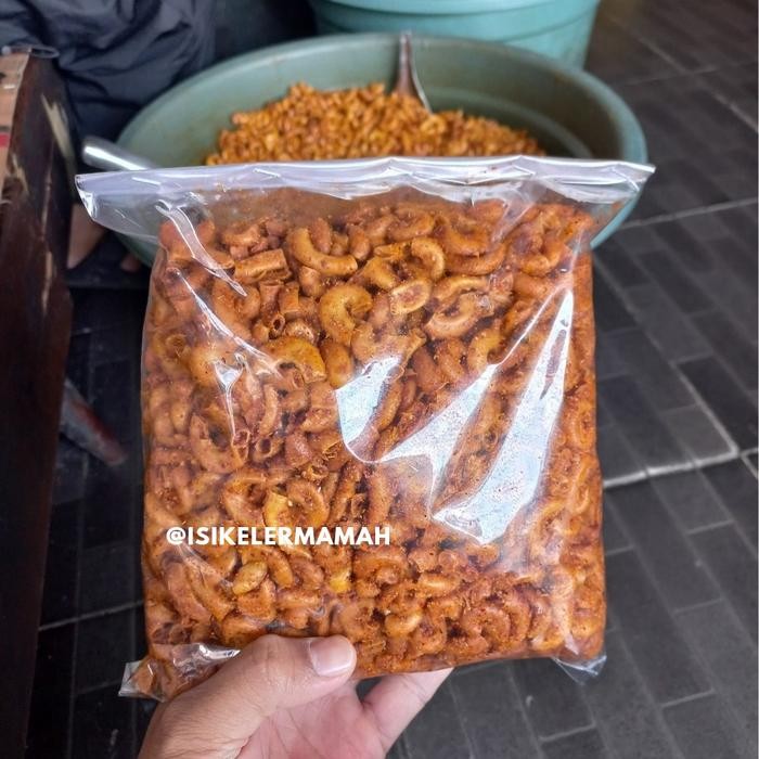 

Sedia MAKARONI MANG ADE CITAPEN ASLI TASIKMALAYA GRAM PEDAS GURIH KERIUK Food Makroni Snack Ce