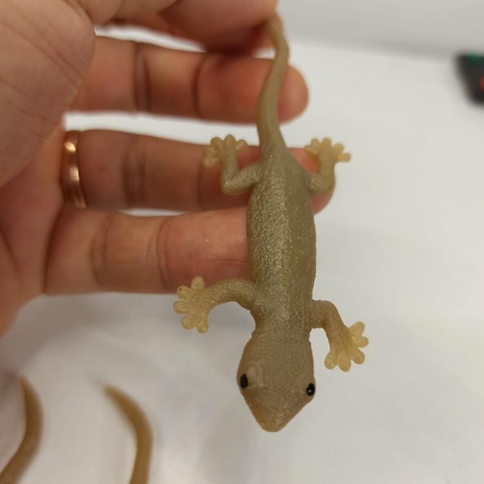 (Allthebest) mainan karet cicak coklat besar