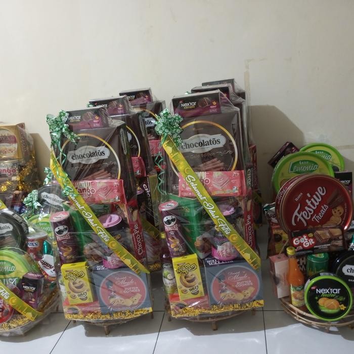 

parsel/parcel istimewa lebaran/ natal/ tahun baru/ ulang tahun