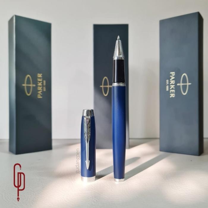 

Pulpen Parker IM Matte Blue Chrome Trim CT Roller Ball RB Original