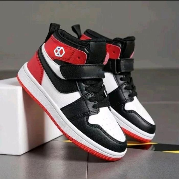 READY Sepatu anak Laki-Laki  perempuan COMDESTAL Fashion Model Baru 30-41 dengan Outsole Ringan