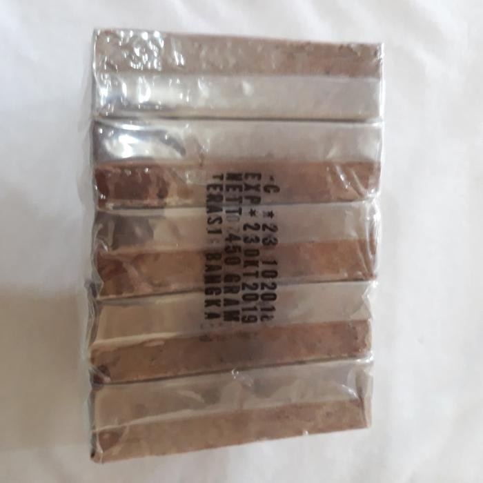 

Terasi udang asli bangka 450 gram