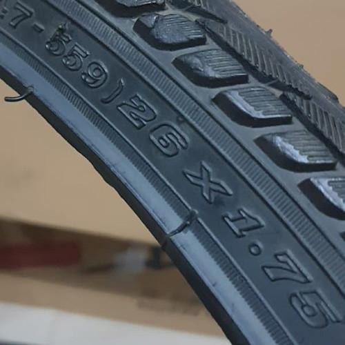 SALE ban luar sepeda 26 x 1.75 Genio