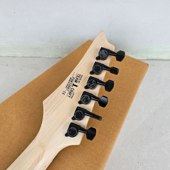 Gitar ibanez jem flower biru