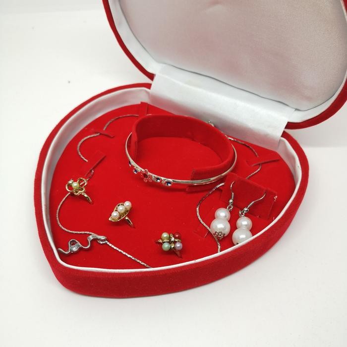 Kotak Perhiasan Set Bagus Kotak Mahar Set Kotak perhiasan bludru