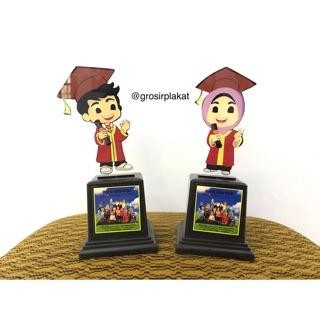 Trophy Akrilik Wisuda Anak TK