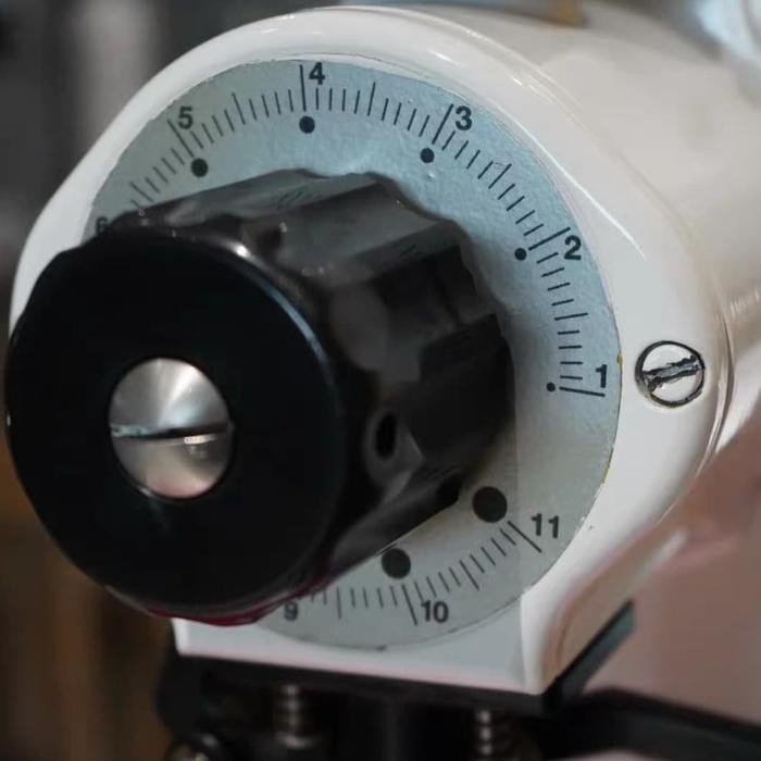 Mahlkonig Adjuster Plate Screw