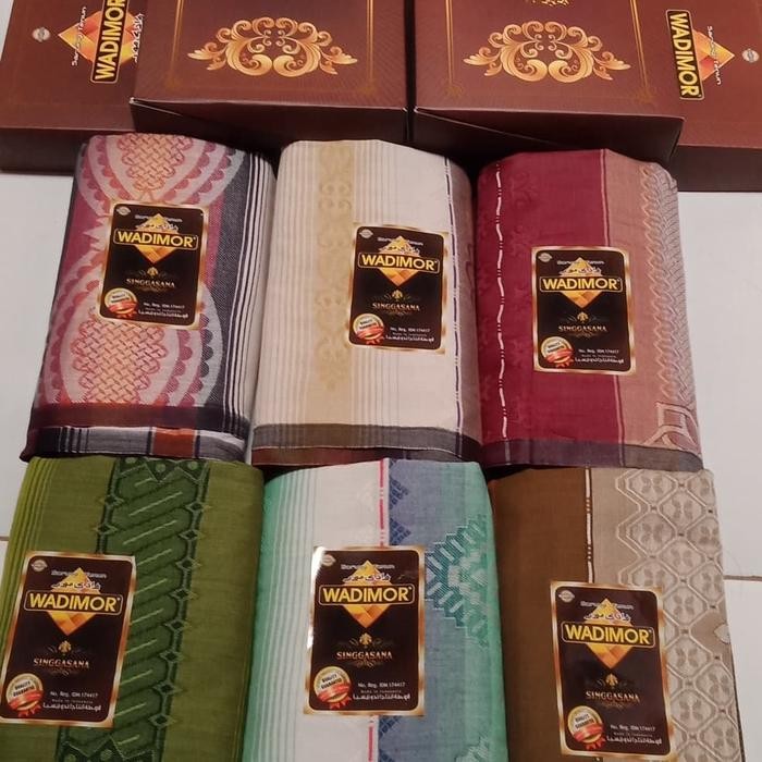 Sarung Wadimor Singgasana