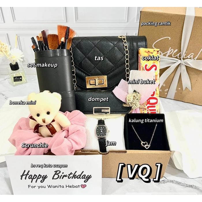 

[Silverqueen1] Kado Hampers Gift Box Hadiah Perempuan Wanita Cewek Cewe Hari Raya Birthday Ulang