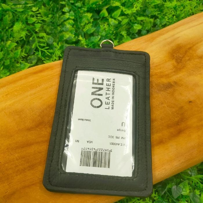 

nametag papan nama id card card holder kulit sapi atk Tali