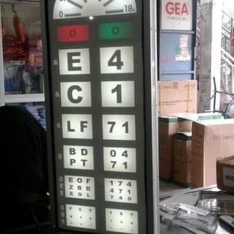Snellen chart Elektrik + remote Alat tes mata minus