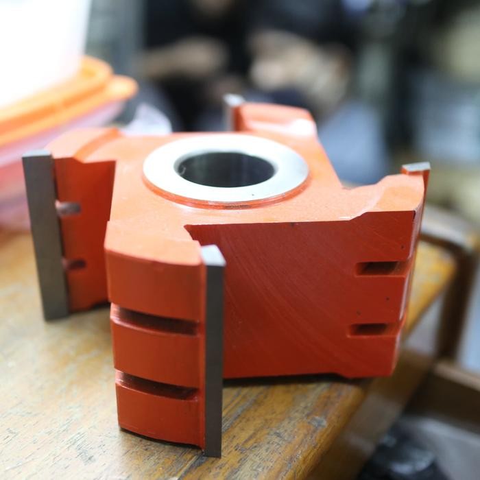 

PISAU CUTTER PROFIL SKONENG 6CM ( PISAU MESIN SPINDLE 60MM ) RARE ITEM KODE 1232