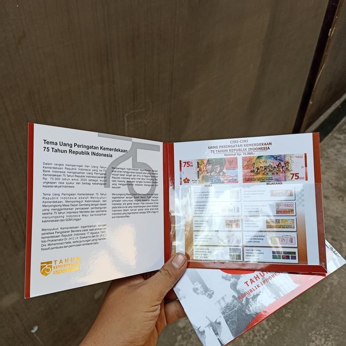 

FOLDER KOSONG U ANG 75 KEMERDEKAAN KODE 126