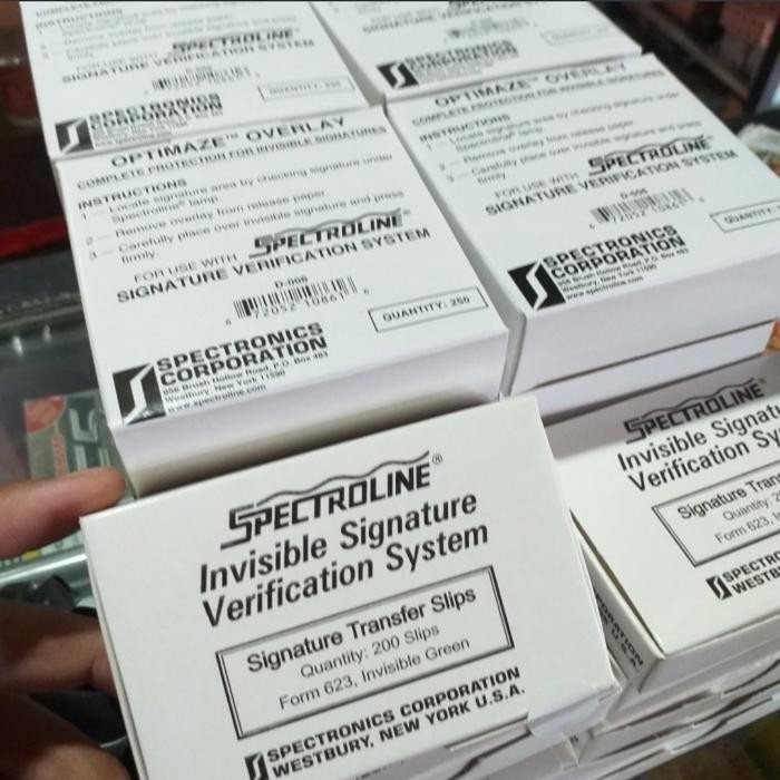 

1 Set Kertas Spectroline Overlay & Invisible Signature. Made In Usa