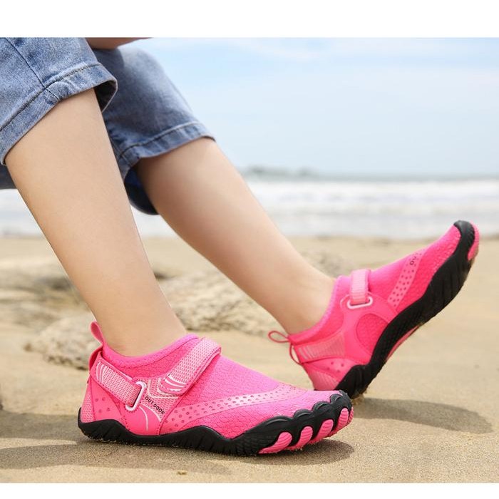 Sepatu Rafting Anak Sepatu Trekking Wanita Sepatu Diving Snorkeling
