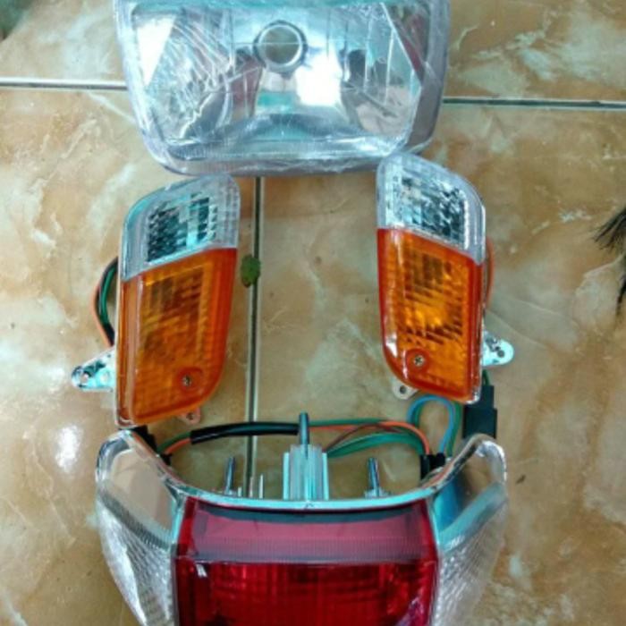 lampu depan belakang Astrea grand bulus