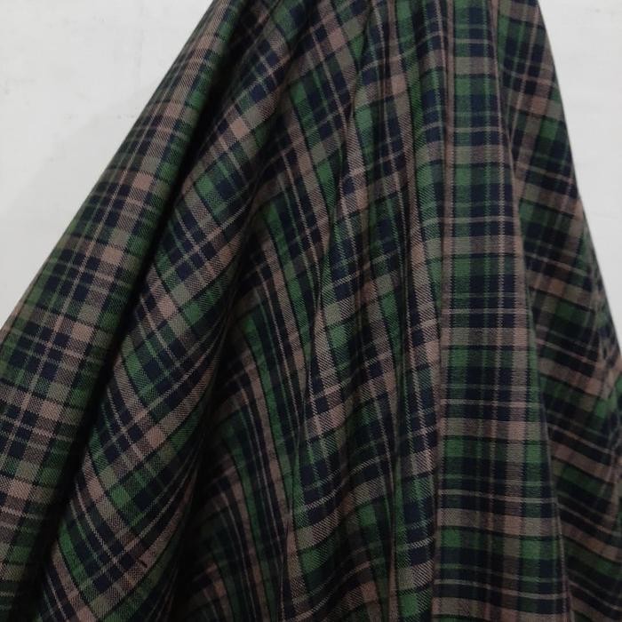 XPW4  Kain Semi Wool Kotak ( Hijau Army Coklat )